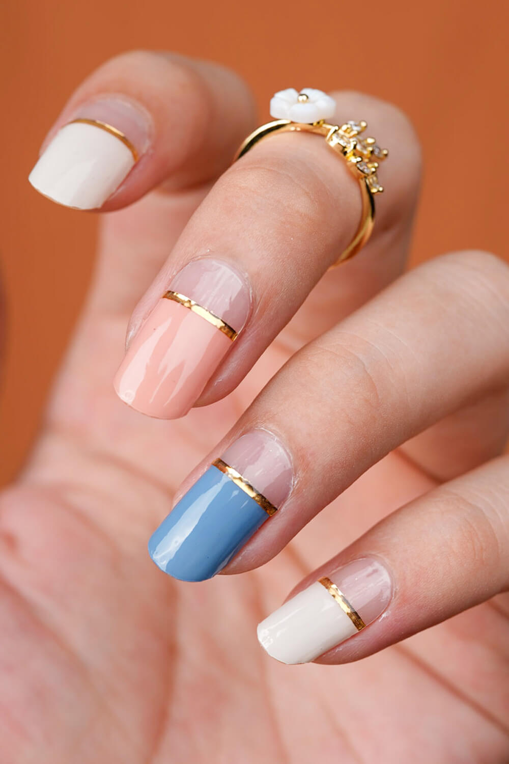 Light-blue-and-pink-French-manicure-2022-01